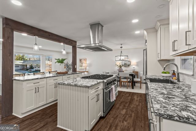 1106 Aurora Court, Dunwoody, GA 30338