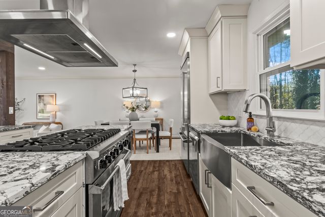 1106 Aurora Court, Dunwoody, GA 30338