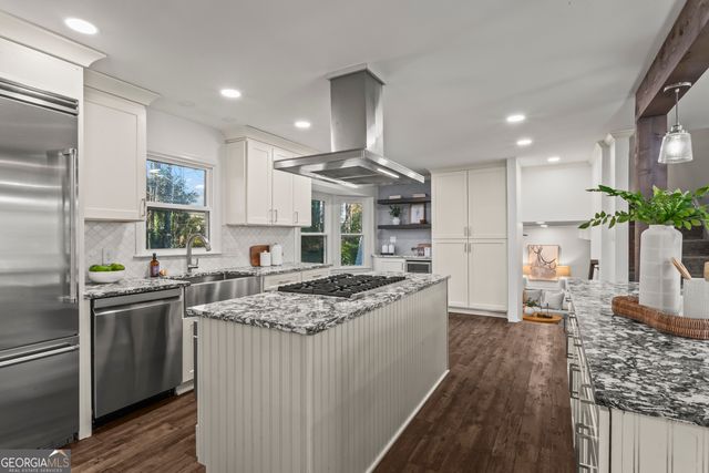 1106 Aurora Court, Dunwoody, GA 30338