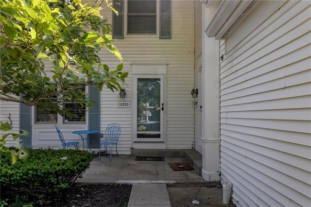 10553 Riley Street, Overland Park, KS 66213