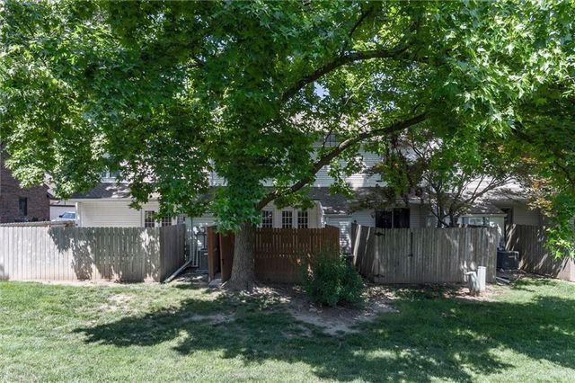 10553 Riley Street, Overland Park, KS 66213