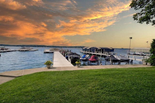 N2692 Forest DRIVE, Lake Geneva, WI 53147