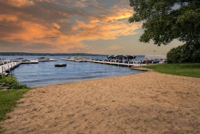 N2692 Forest DRIVE, Lake Geneva, WI 53147
