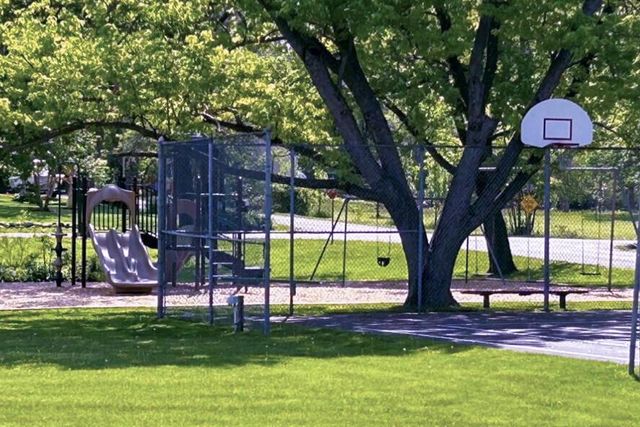 N2692 Forest DRIVE, Lake Geneva, WI 53147
