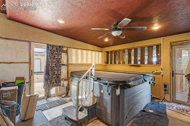 47801 Pheasant Crest Road, Pueblo, CO 81022