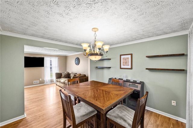 91 Guinevere Drive, Greece, NY 14626