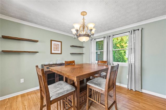 91 Guinevere Drive, Greece, NY 14626