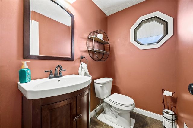 91 Guinevere Drive, Greece, NY 14626