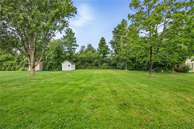 91 Guinevere Drive, Greece, NY 14626
