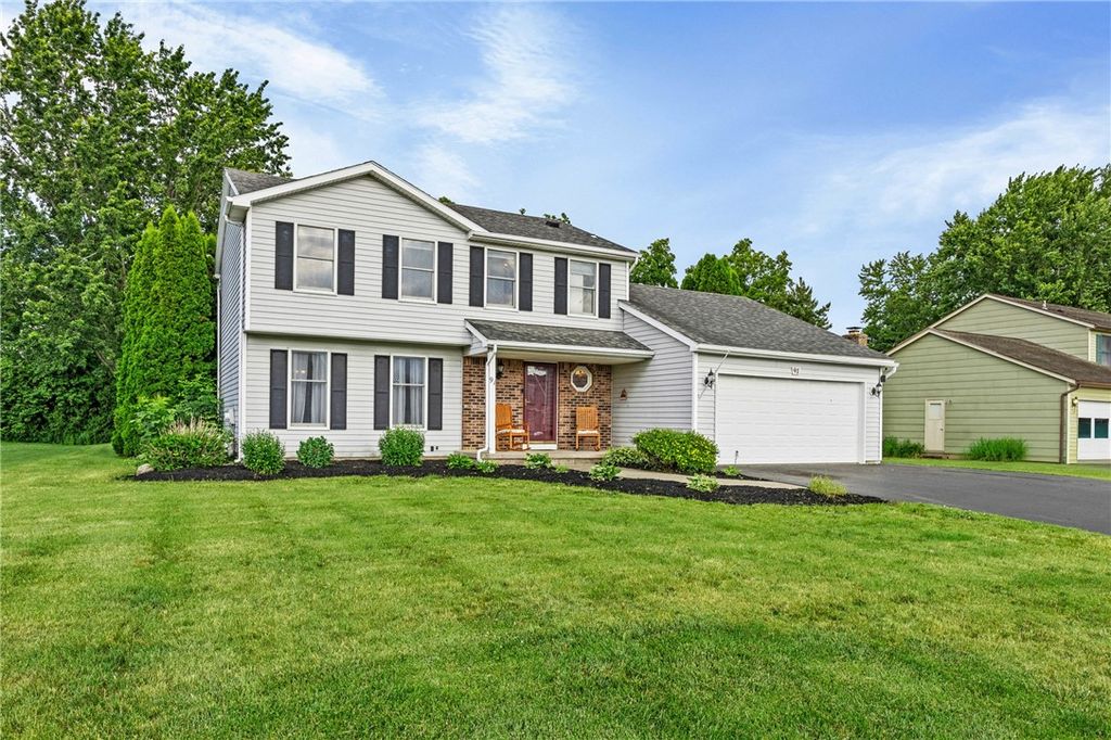 91 Guinevere Drive, Greece, NY 14626