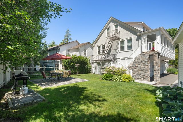 19 Urban Street, New Canaan, CT 06840