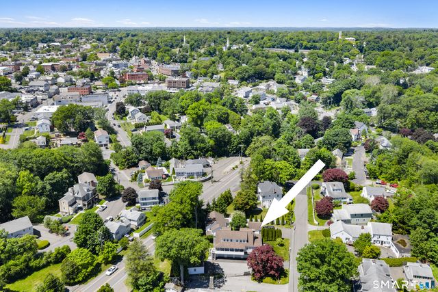 19 Urban Street, New Canaan, CT 06840