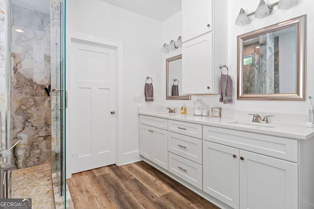 77 North Shore Drive, Cleveland, GA 30528
