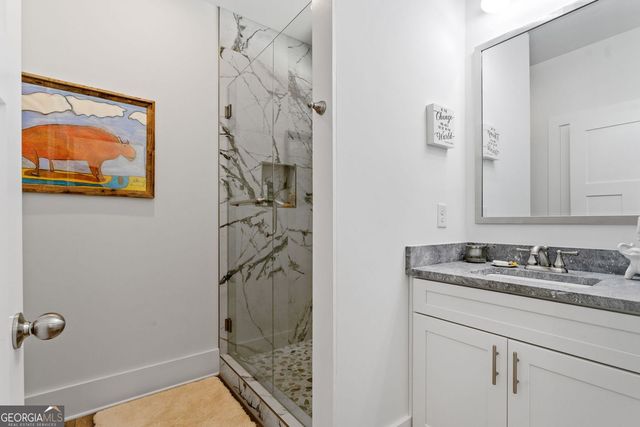 77 North Shore Drive, Cleveland, GA 30528