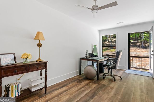 77 North Shore Drive, Cleveland, GA 30528