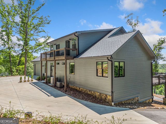 77 North Shore Drive, Cleveland, GA 30528