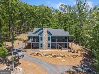 77 North Shore Drive, Cleveland, GA 30528