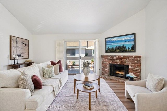 211 S Helberta Avenue 1, Redondo Beach, CA 90277