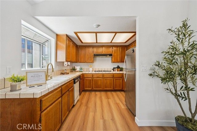 211 S Helberta Avenue 1, Redondo Beach, CA 90277