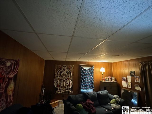 17 Tew Street, Jamestown, NY 14701