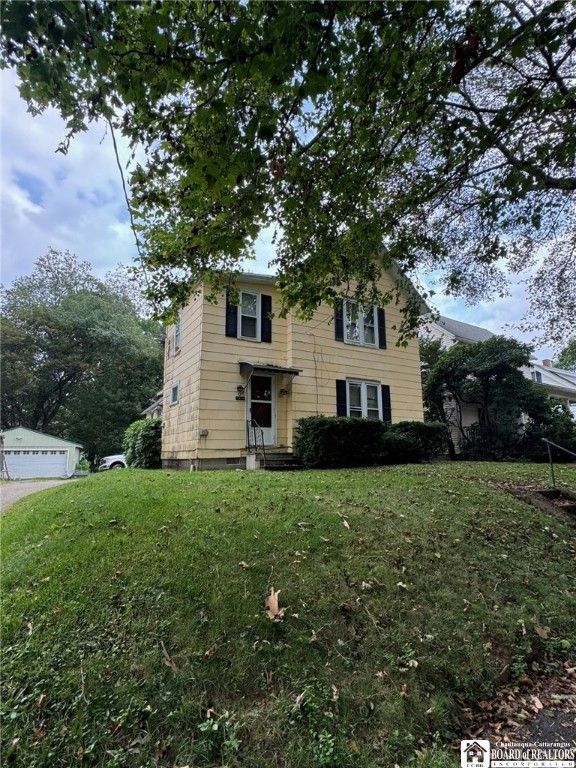 17 Tew Street, Jamestown, NY 14701