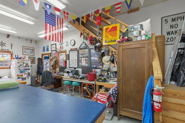 2614 Cranberry Highway, Wareham, MA 02571