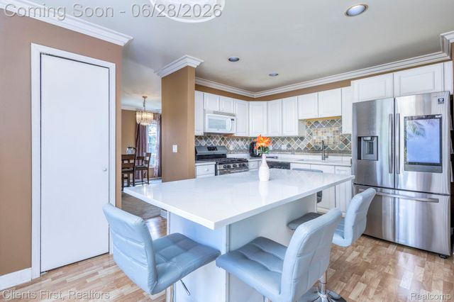39478 Squire Road, Novi, MI 48375