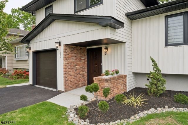 185 Maple St, Roselle Park Boro, NJ 07204
