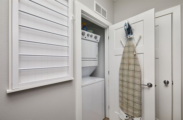 2700 Yordi Drive, Norwalk, IA 50211