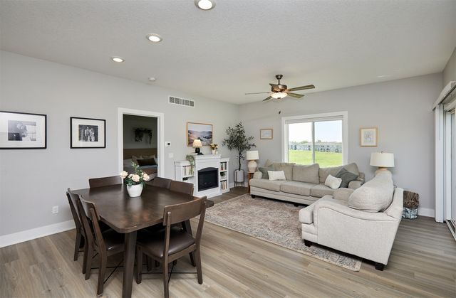 2700 Yordi Drive, Norwalk, IA 50211