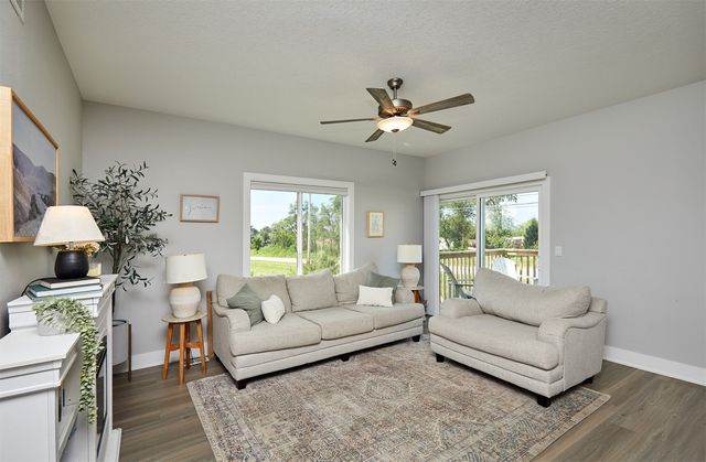 2700 Yordi Drive, Norwalk, IA 50211