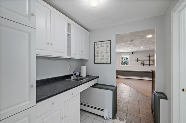 31 Rustic Ln, Reading, MA 01867