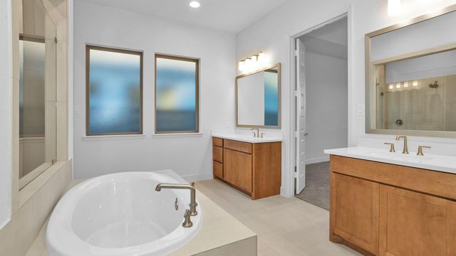 10707 Avanti Drive, Richmond, TX 77469