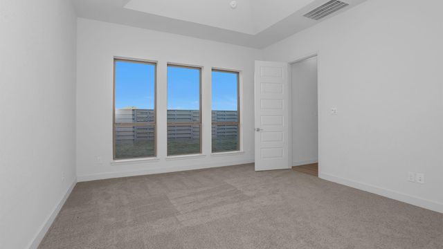 10707 Avanti Drive, Richmond, TX 77469