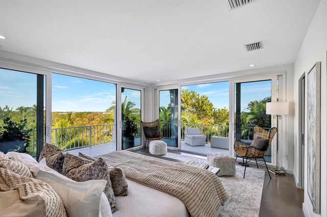 2275 S Ocean Boulevard 305n and C11, Palm Beach, FL 33480