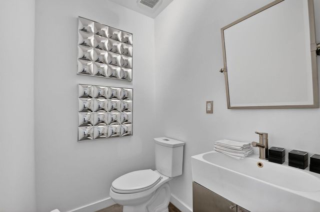 2275 S Ocean Boulevard 305n and C11, Palm Beach, FL 33480