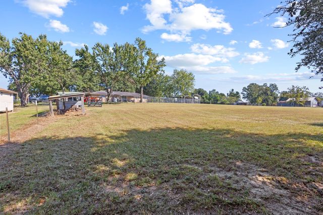 1151 Us Highway 190 W, Woodville, TX 75979