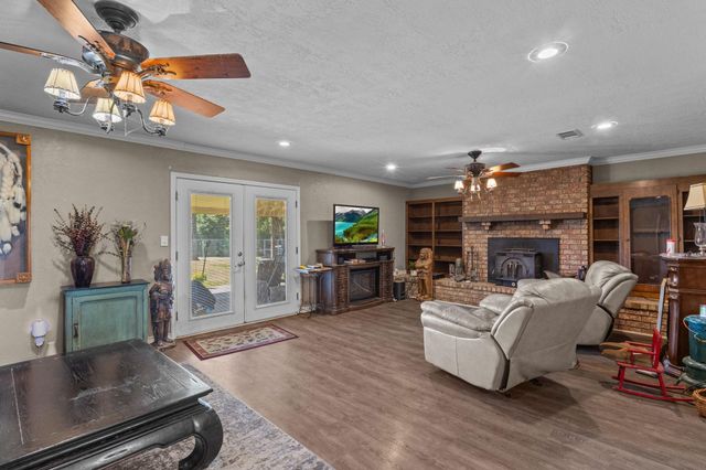 1151 Us Highway 190 W, Woodville, TX 75979