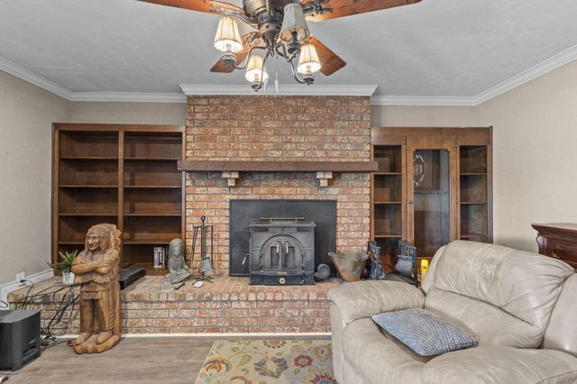 1151 Us Highway 190 W, Woodville, TX 75979