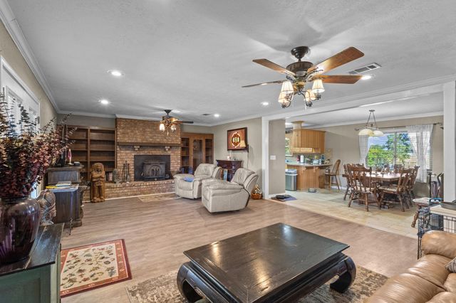 1151 Us Highway 190 W, Woodville, TX 75979