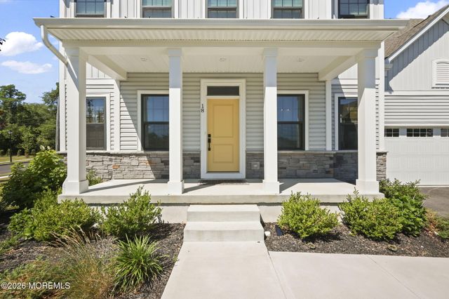 18 Annapolis Street, Farmingdale, NJ 07727
