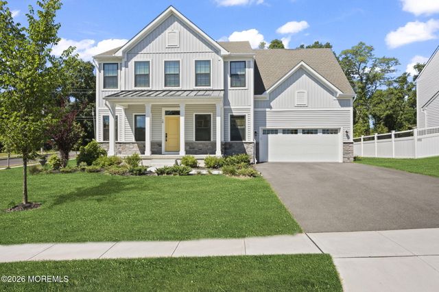 18 Annapolis Street, Farmingdale, NJ 07727