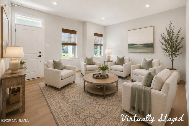 18 Annapolis Street, Farmingdale, NJ 07727