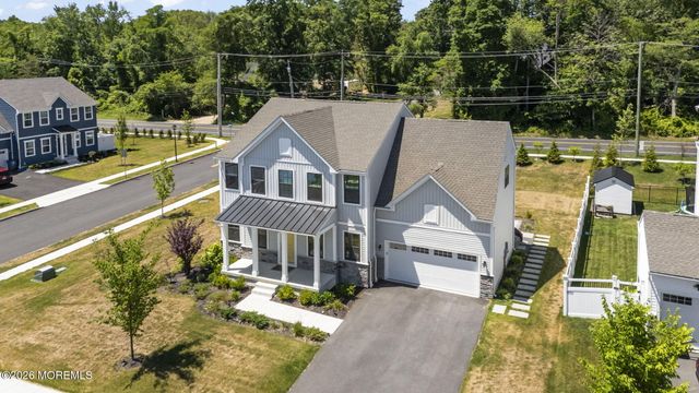 18 Annapolis Street, Farmingdale, NJ 07727