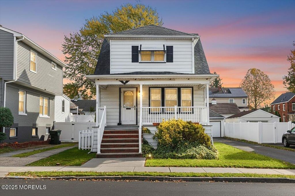 40 Ling Street, Fords, NJ 08863