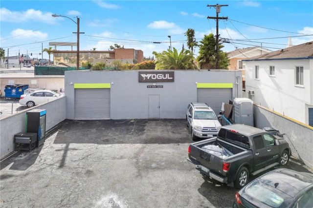 124 W Kelso, Inglewood, CA 90301