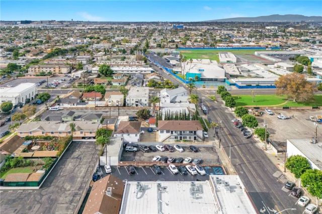 124 W Kelso, Inglewood, CA 90301