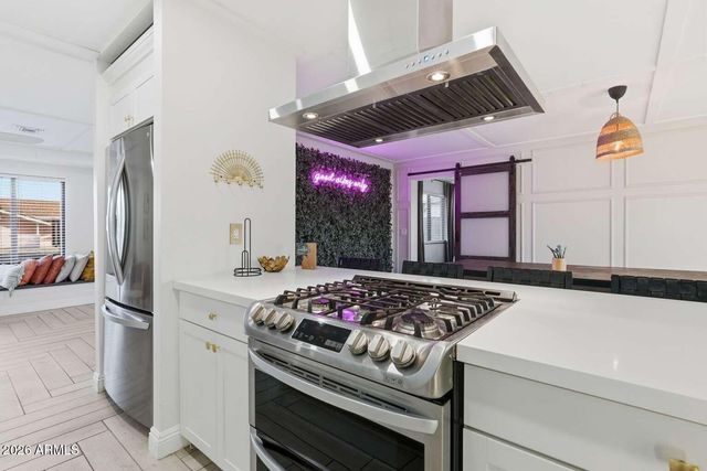 8426 E SHERIDAN Street, Scottsdale, AZ 85257