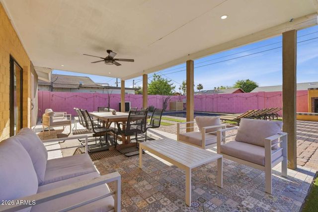 8426 E SHERIDAN Street, Scottsdale, AZ 85257
