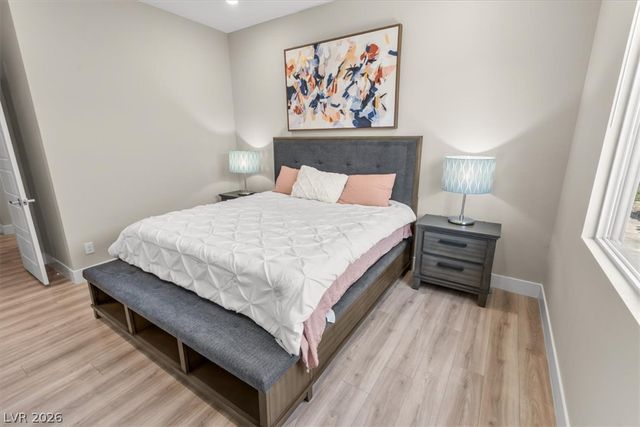 8320 Carlingford Court, Las Vegas, NV 89113